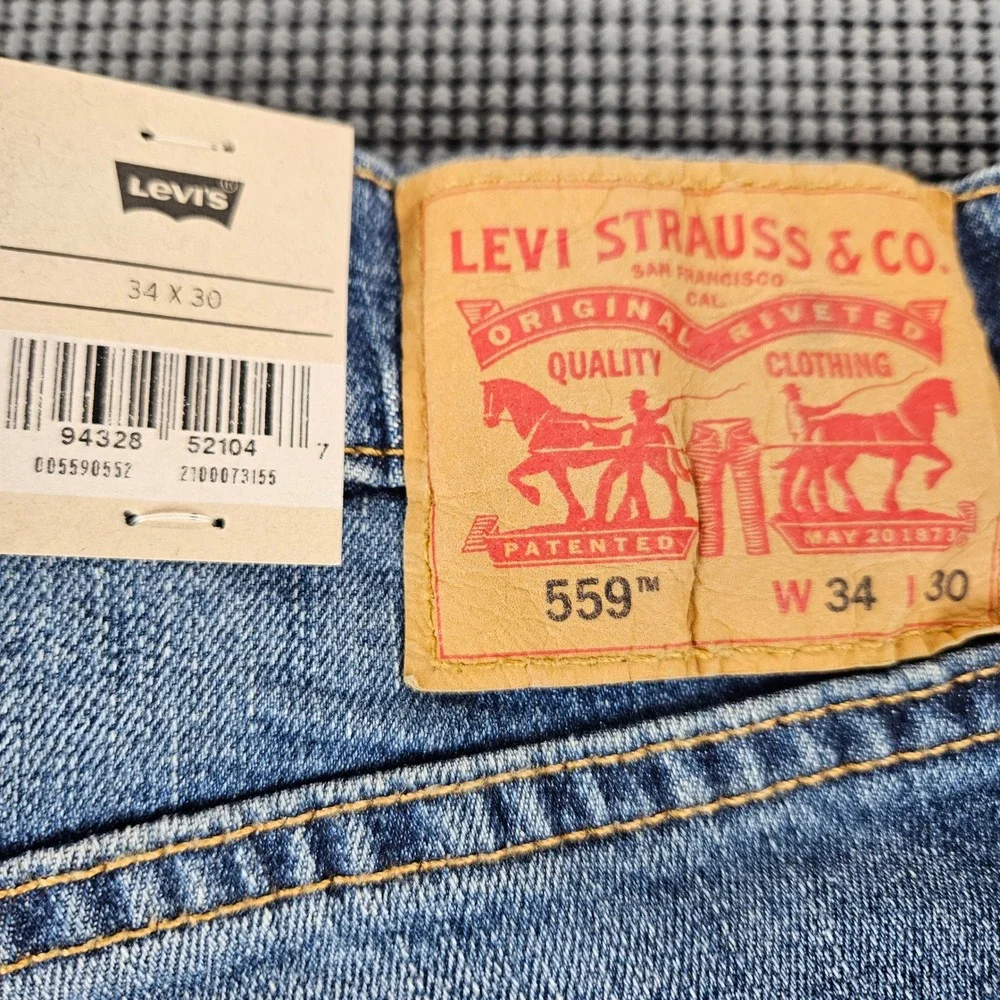 Levi's 559 Relaxed Straight Mens 36x30 Light Wash Blue Stretch Jeans 00559-0552